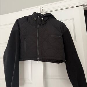 Cropped Puffer Jacket with hood